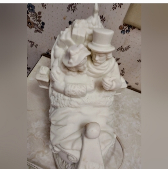 Vintage Ting Shen Light up Sleigh Ride Figure - Picture 4 of 6